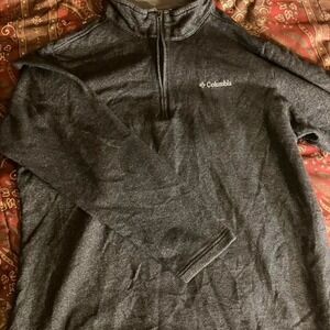 Grey Columbia quarter zip sweatshirt #outdoor